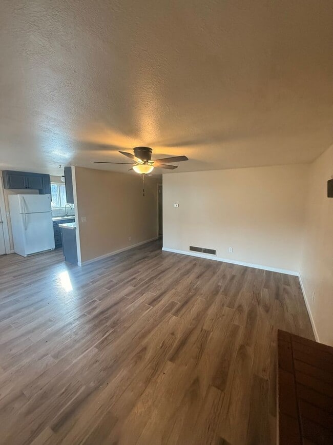 Foto del edificio - 2 Bed 1 bath 1.5 miles from sky lakes and OIT