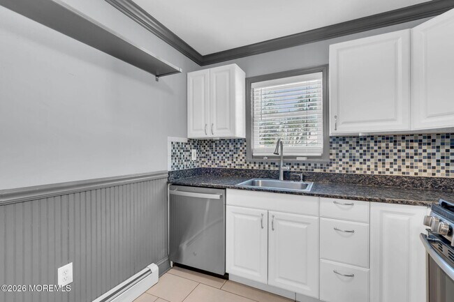 Building Photo - 306 South St