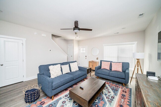 Foto del edificio - 16 Villa Ct