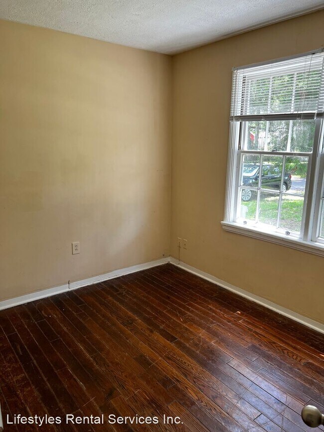 Building Photo - 3 br, 1 bath House - 6031 Transylvania Ave