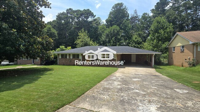 Building Photo - 3961 Lindsey Dr