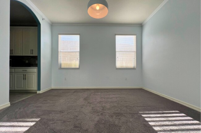 Foto del edificio - 17563 Buckingham Garden Dr