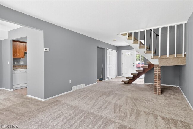 Foto del edificio - 9582 Fernwood Dr
