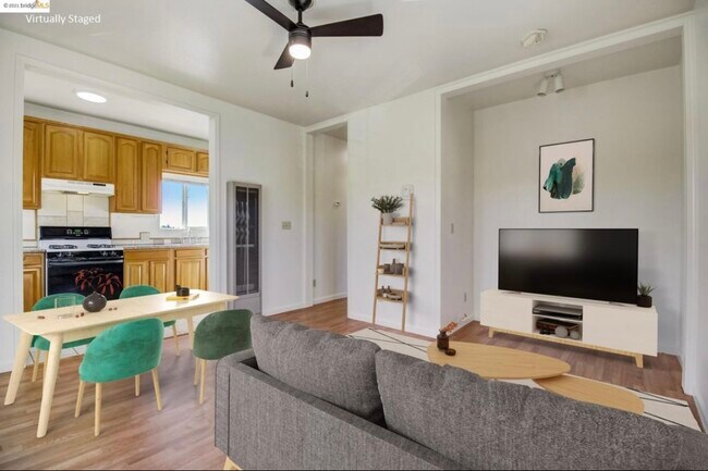 Foto del edificio - 3739 Suter St