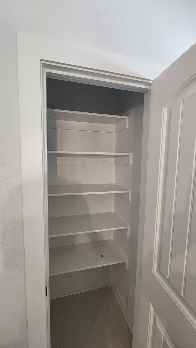 Foto del edificio - 313 Clarence St