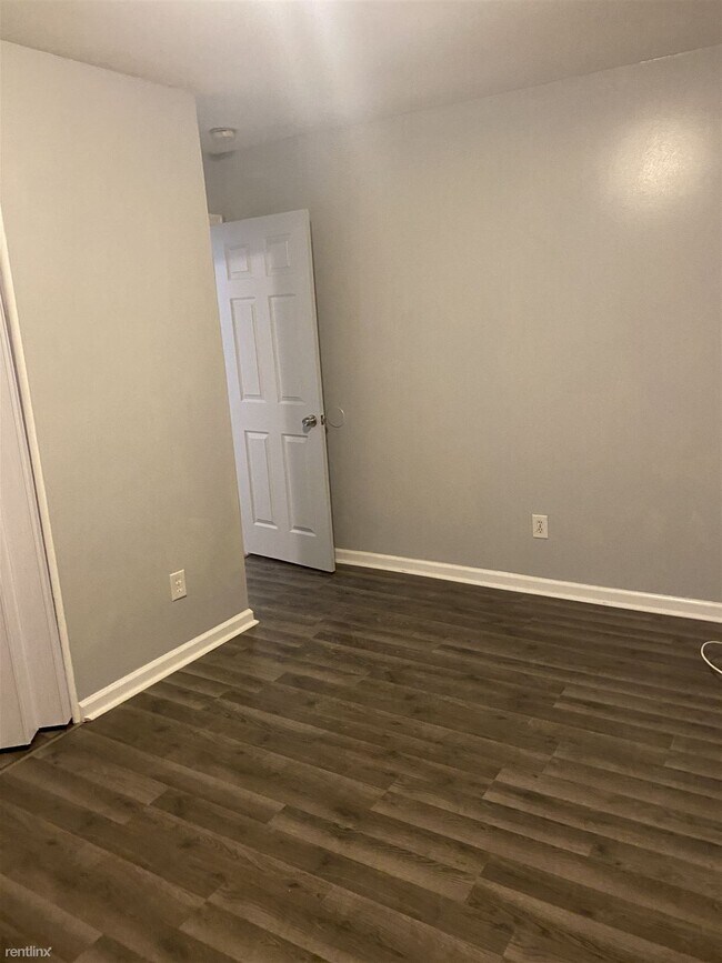Building Photo - 3 br, 1 bath House - 3534 Wasmund Ave