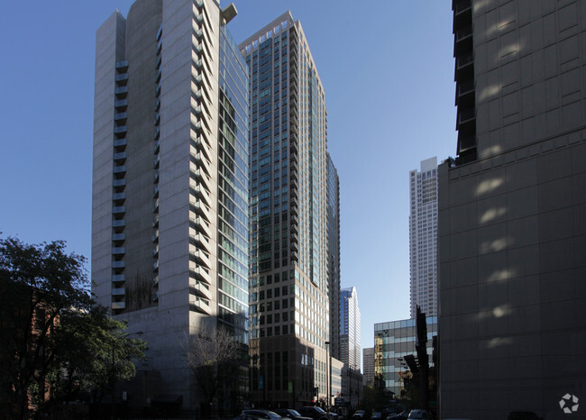 Foto del edificio - 2 East Erie