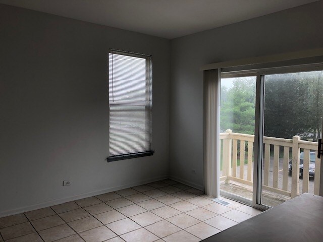 Foto del edificio - 1546 Sauganash Ct