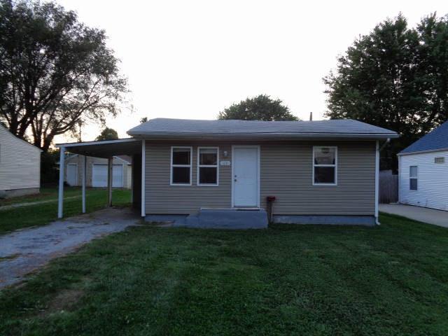 Primary Photo - 1631 N Oak Grove Ave