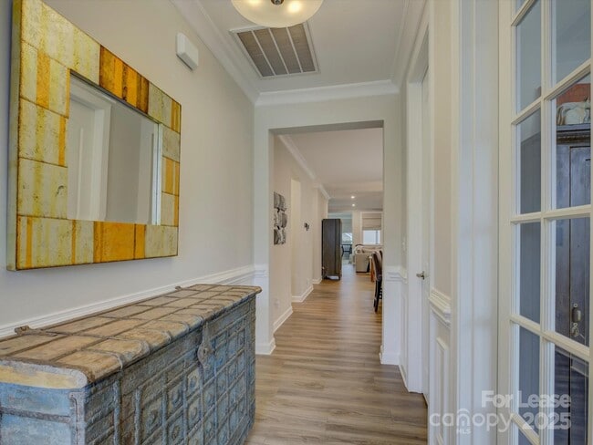 Building Photo - 9515 Liberty Hill Dr