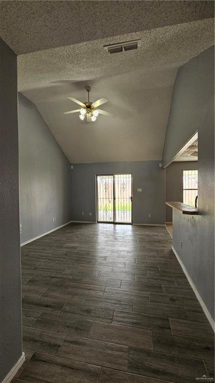 Foto del edificio - 5716 N 38th St