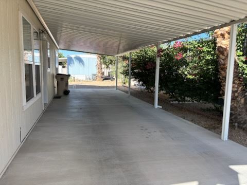 Foto del edificio - 16612 N 2nd Ln