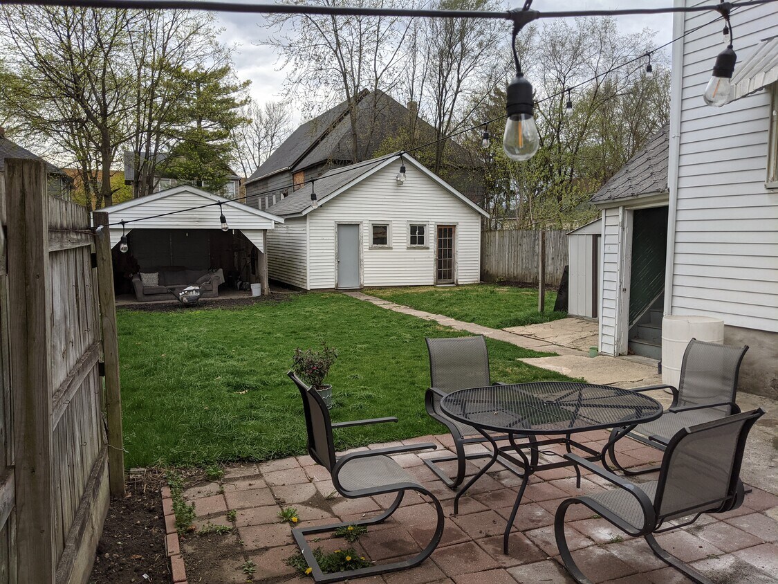 Ample back yard with alley parking and TONS of storage - 916 Chatham St NW