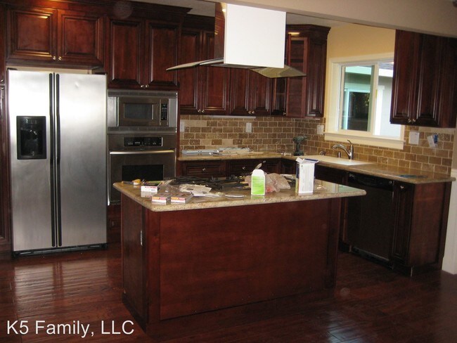 Building Photo - 3 br, 2.5 bath House - 1300 Orange Street