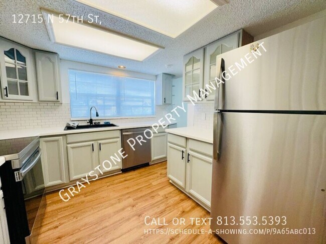 Foto del edificio - 12715 N 57th St