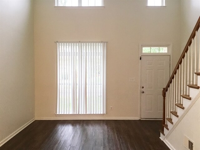Foto del edificio - 7430 Sparkleberry Drive