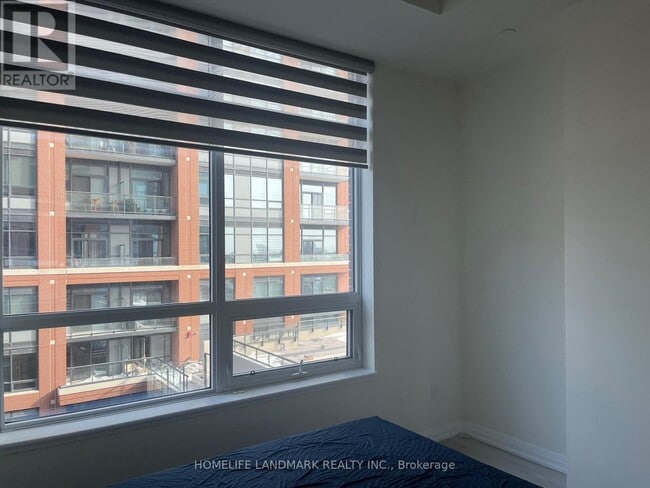 Building Photo - 3260 Sheppard Ave E