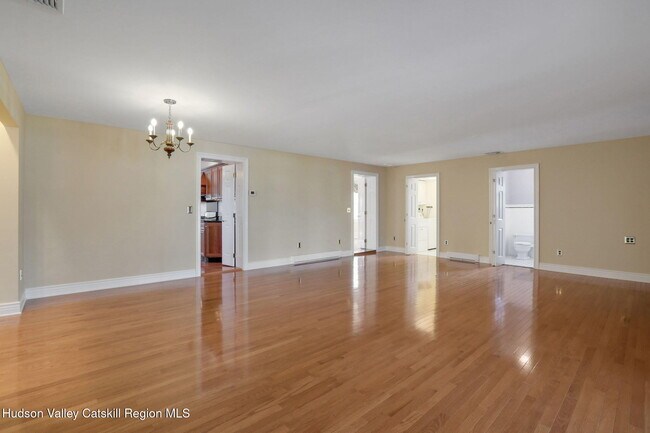 Foto del edificio - 411 Albany Ave