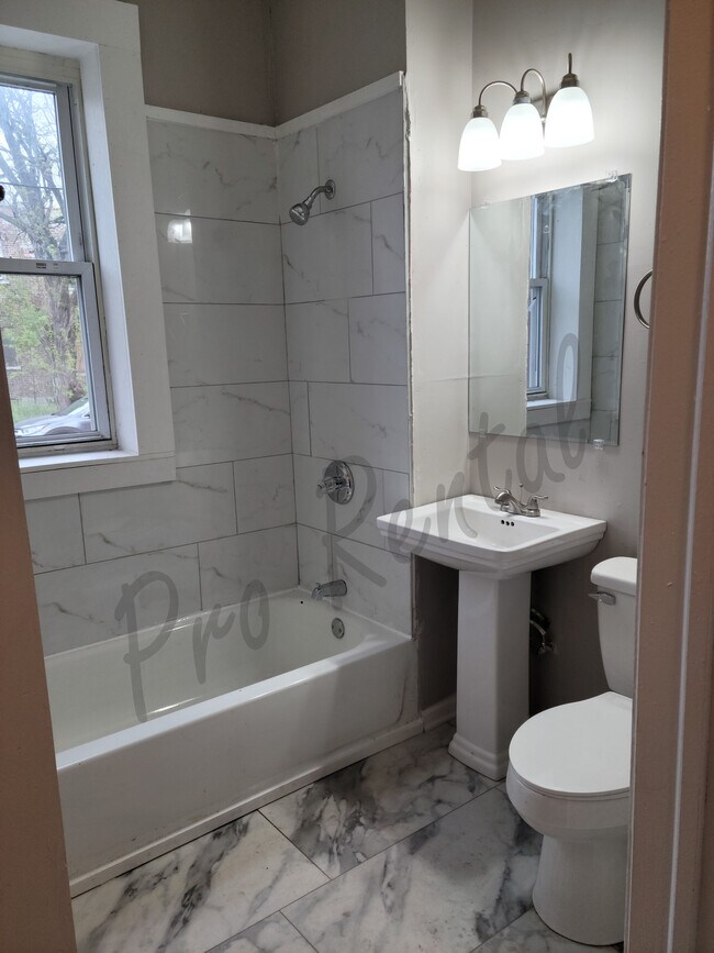 remodeled bathroom - 3841 W Augusta Blvd