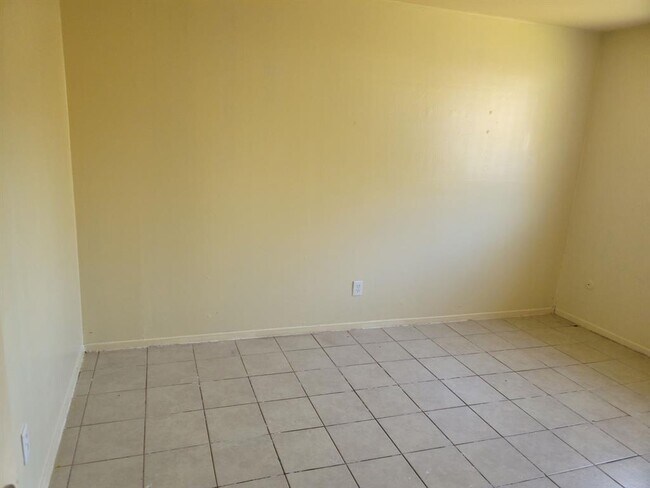 Foto del edificio - 7320 Boone Rd