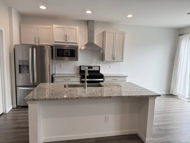 Foto del edificio - 26987 E Maple Ave