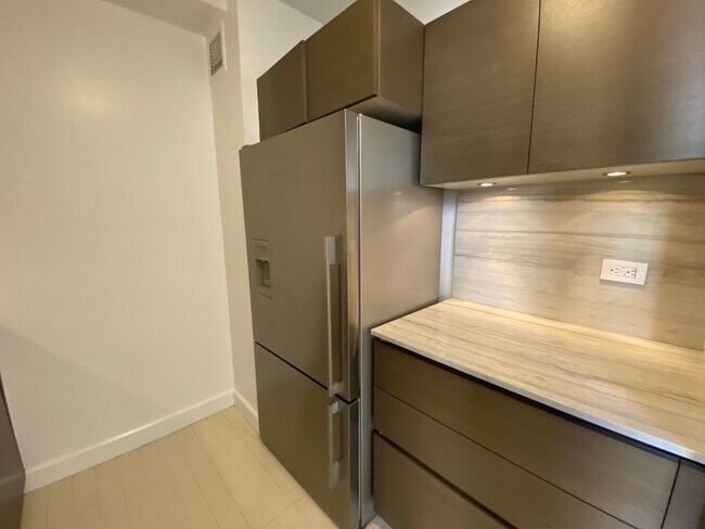 Building Photo - 235 W 48th St