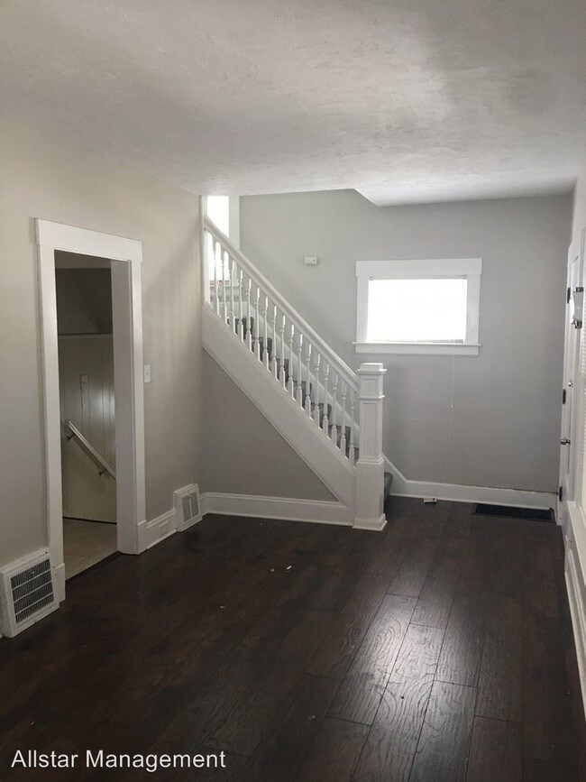 Building Photo - 4328 Ardmore Ave