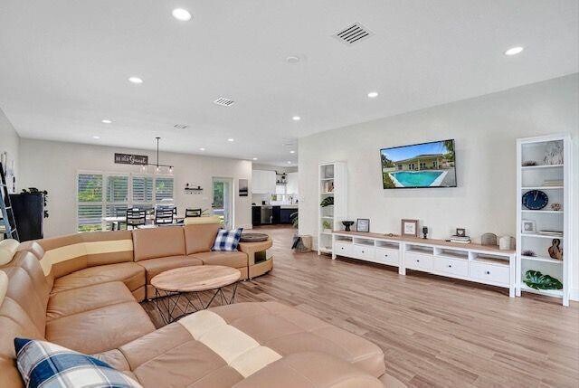 Foto del edificio - 2622 NE 27th Ave