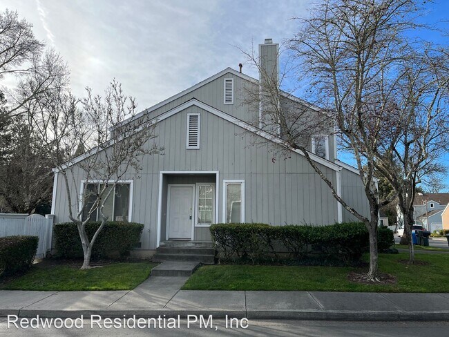 Foto del edificio - 3 br, 3 bath House - 2347 Morningside Circle
