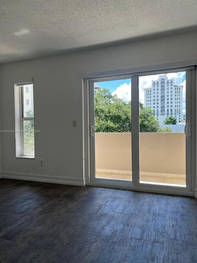 Building Photo - 50 Antilla Ave