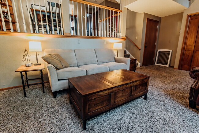 Foto del edificio - 2042 Louisiana Ave S