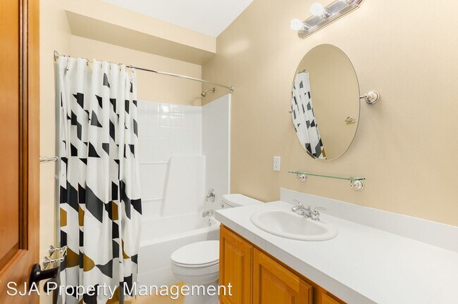 Building Photo - 5 br, 5.5 bath House - 1708 W. Mukilteo Blvd.