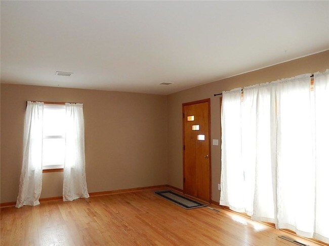 Foto del edificio - 725 McPherson St
