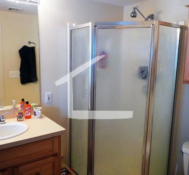 Foto del edificio - HOT 3BR Allston Listing!