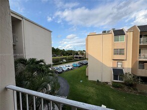 Building Photo - 7725 SW 86th St