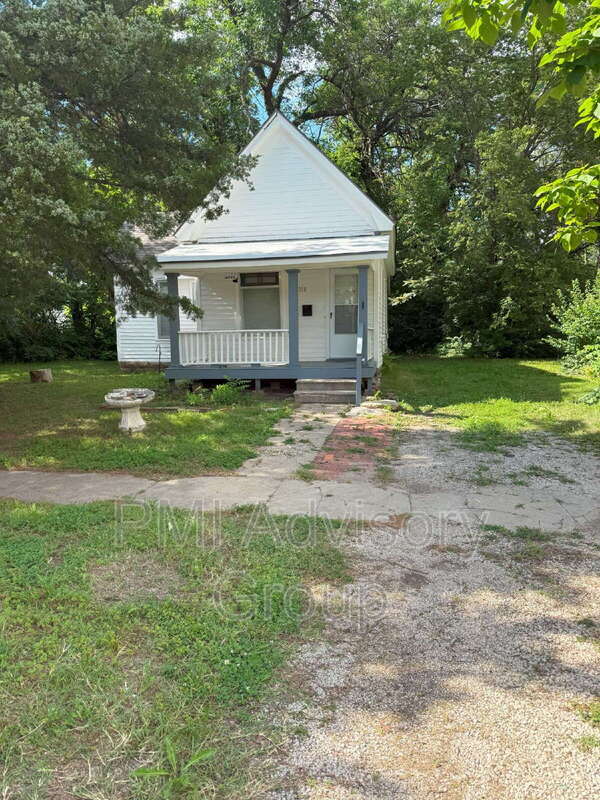 Foto principal - 1018 SW 22nd St