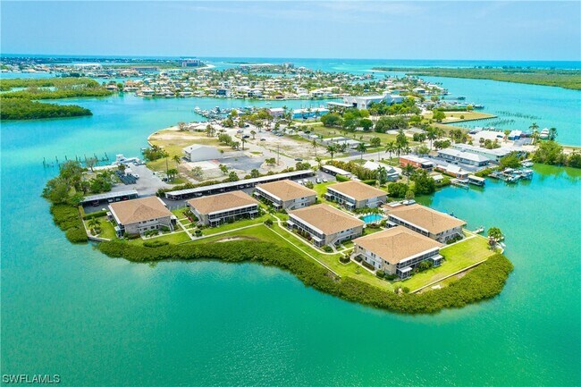 Foto del edificio - 330 Kon Tiki Dr