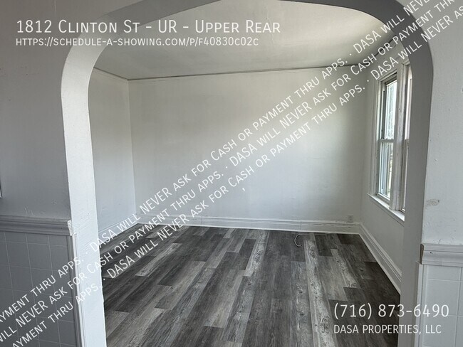 Foto del edificio - 1812 Clinton St