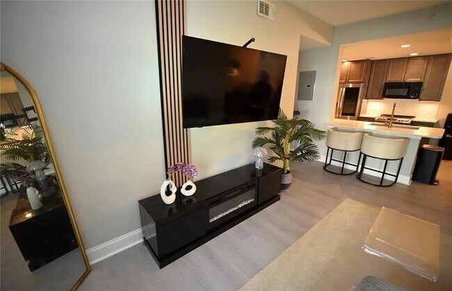 Foto del edificio - 1074 Peachtree Walk NE