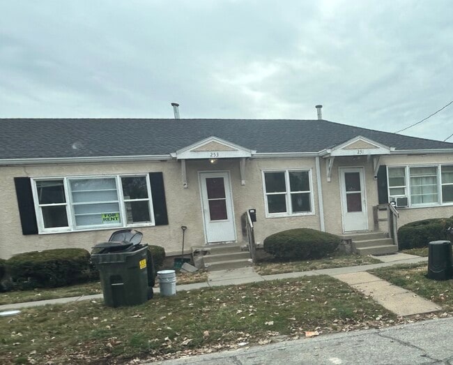 Photo - 251 N 29th St House