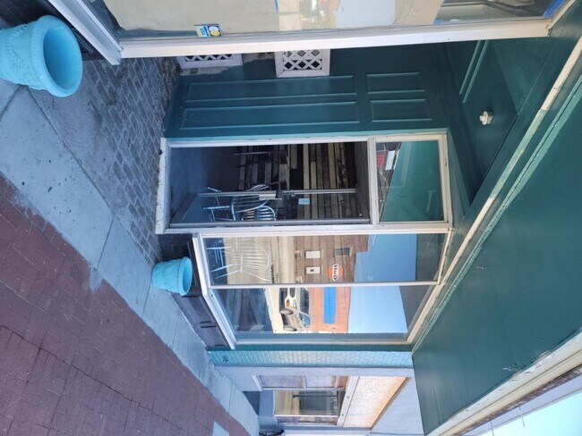 Building Photo - 304 S Main St.Unit A