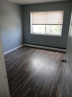 Foto del edificio - 7919 Lake Ave