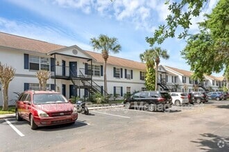 Building Photo - 3651 N Goldenrod Rd
