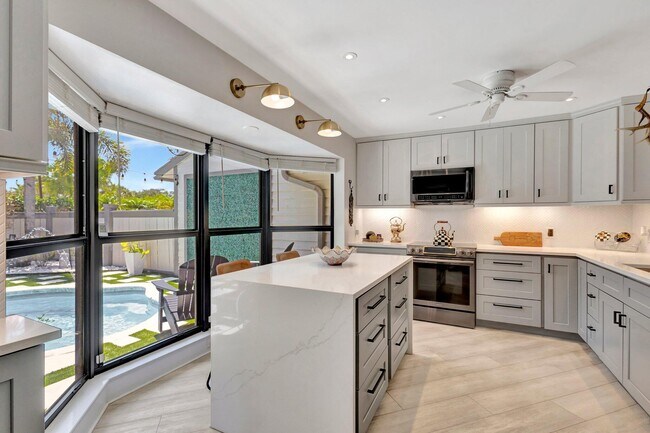 Foto del edificio - 13400 Bedford Mews Ct