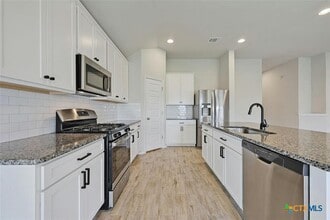 Building Photo - 250 Sage Meadows Dr