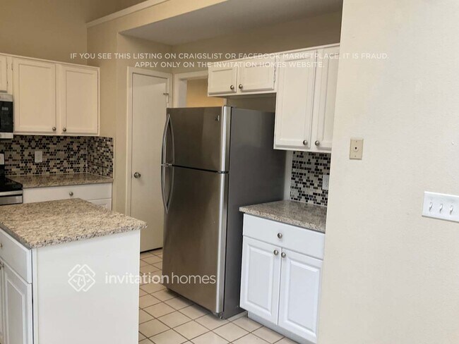 Building Photo - 3214 Cliffview Dr