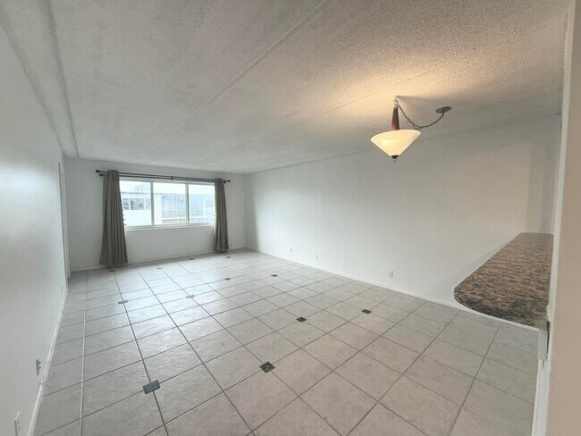 Foto del edificio - 4500 N Flagler Dr
