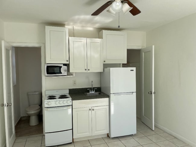 Photo - 11050 Biscayne Blvd Apartment