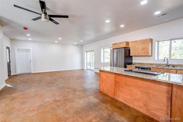 Building Photo - 818 E Cucharras St