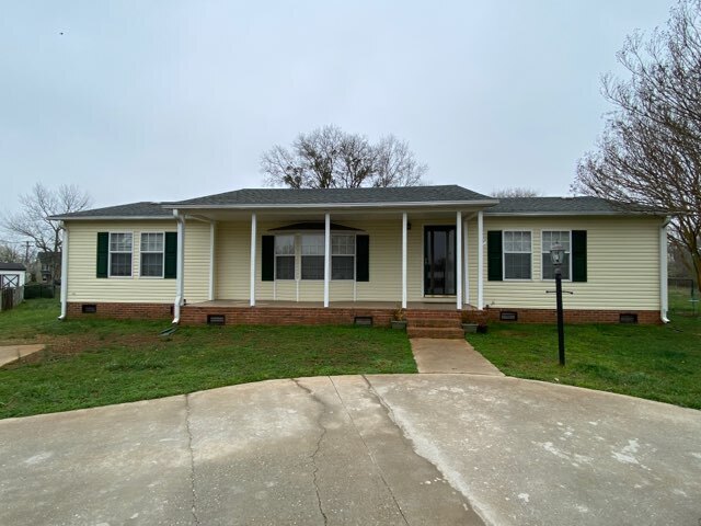 Primary Photo - 317 Talon Way
